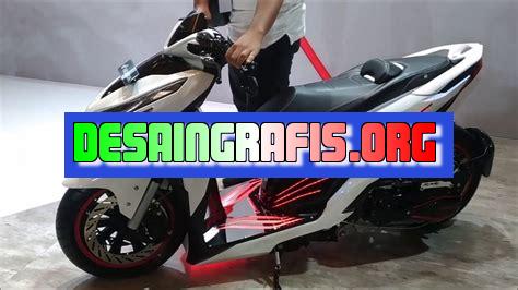 Modifikasi Vario 150 Putih